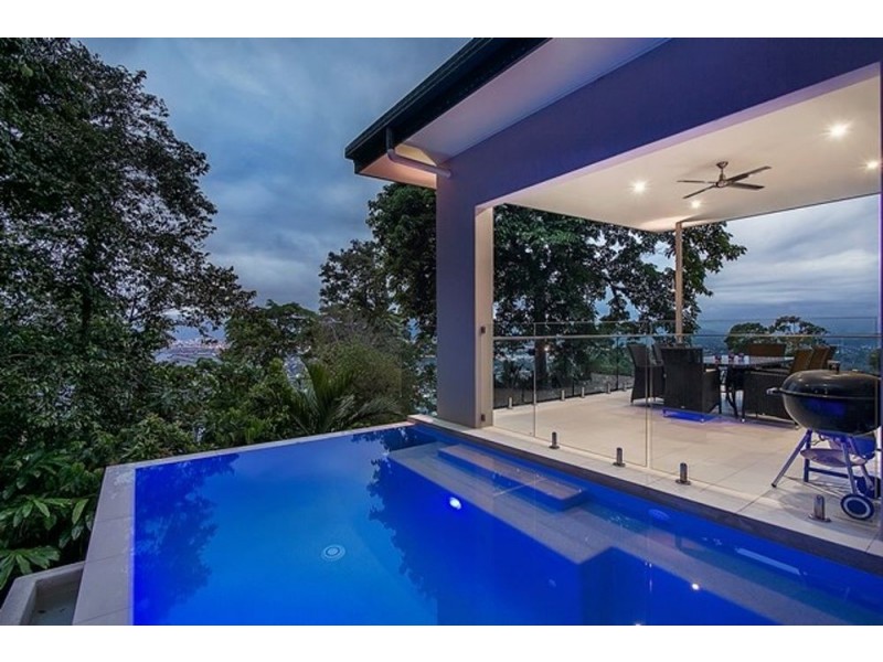 11 Oceanview Place, Mooroobool QLD 4870