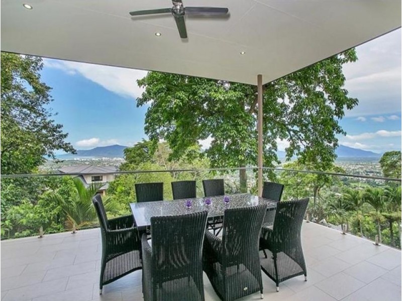 11 Oceanview Place, Mooroobool QLD 4870