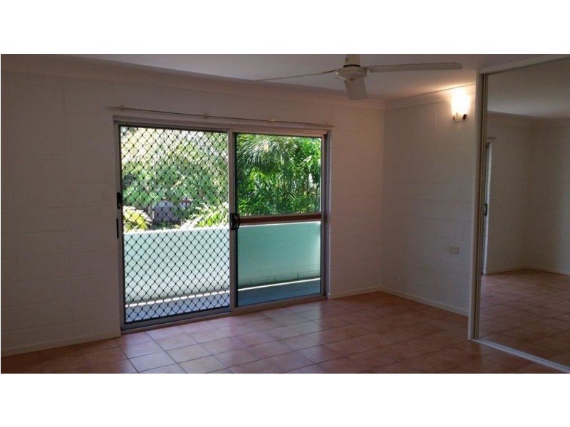 7/199 McLeod Street, Cairns North QLD 4870