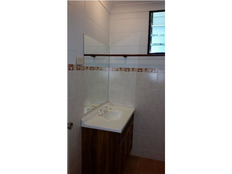 7/199 McLeod Street, Cairns North QLD 4870