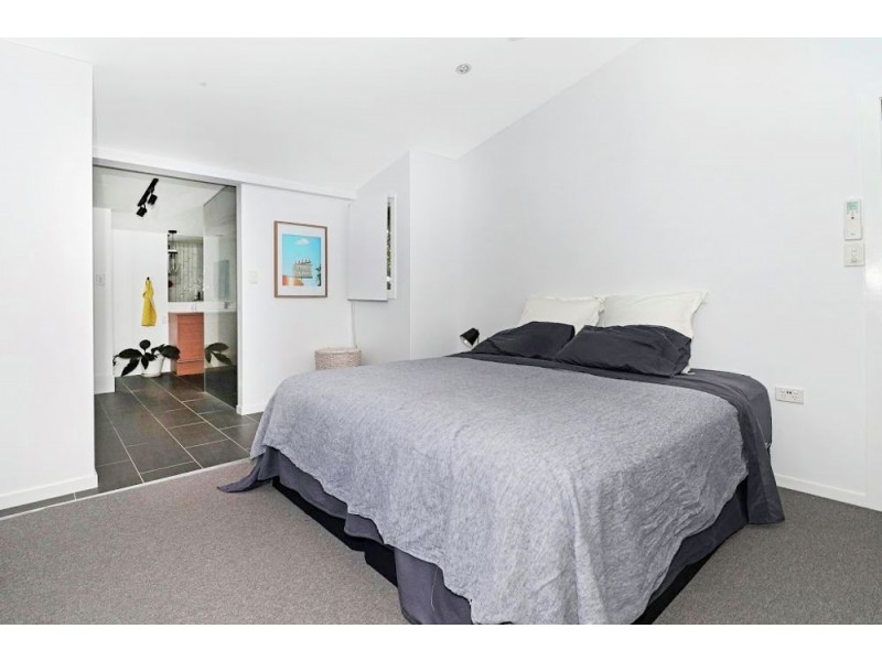 5 Cassava Street, Holloways Beach QLD 4878