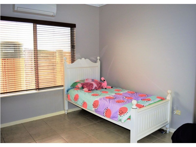 43 William Hickey Street, Redlynch QLD 4870