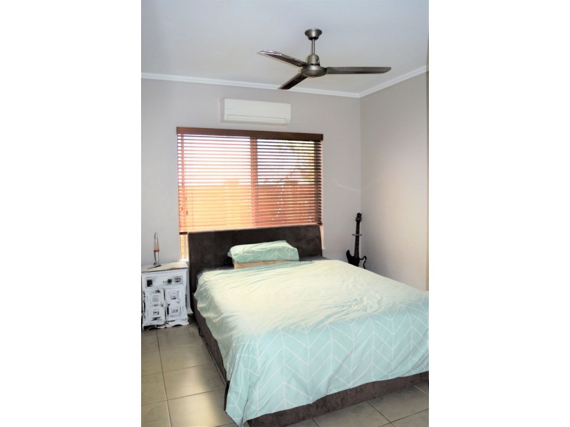 43 William Hickey Street, Redlynch QLD 4870