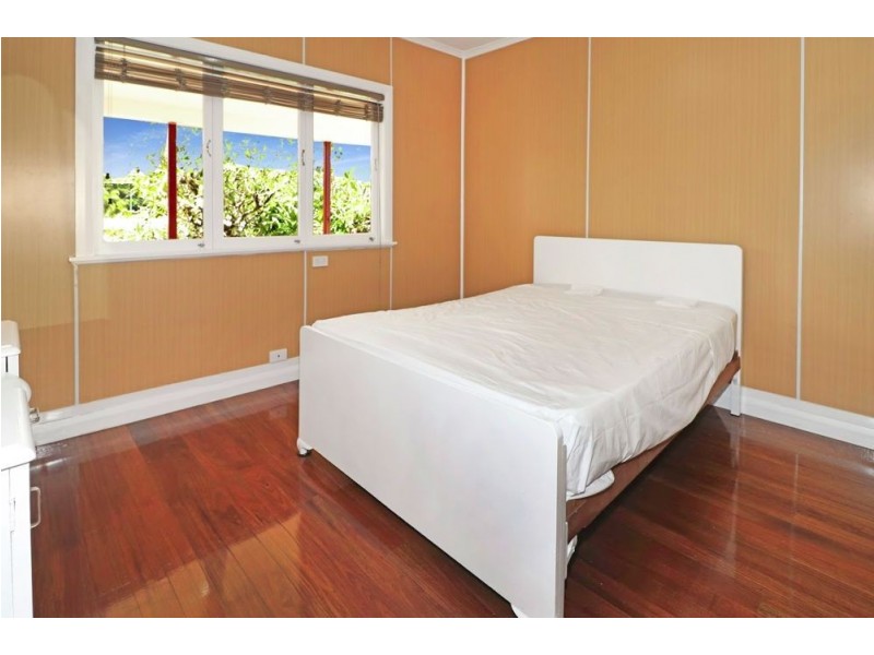 239 McCoombe Street, Bungalow QLD 4870