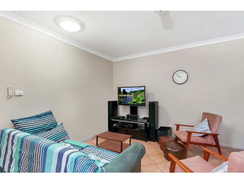 2/21 Balaclava Road, Earlville QLD 4870