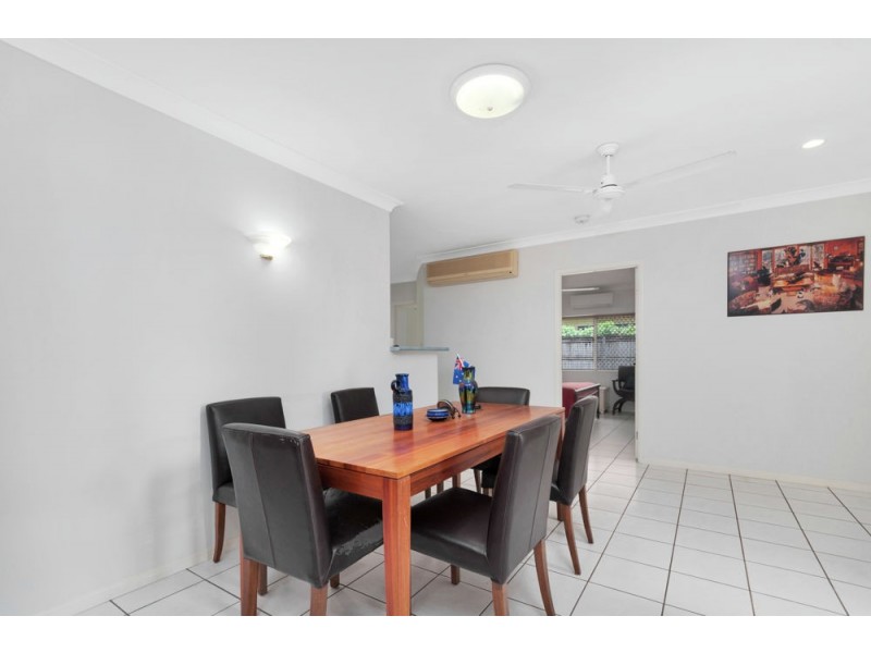 9 Fairley Street, Redlynch QLD 4870