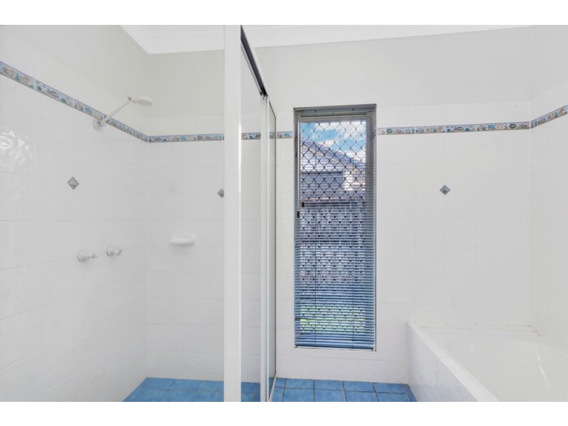 9 Fairley Street, Redlynch QLD 4870