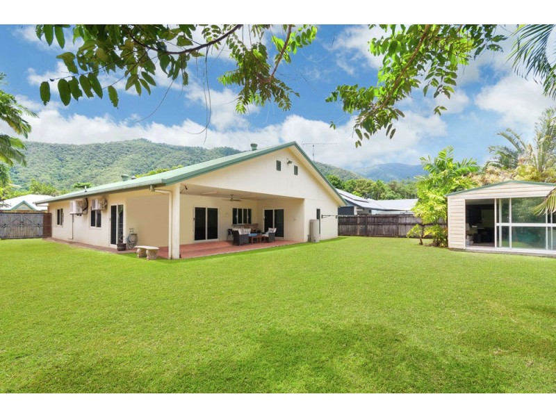 9 Fairley Street, Redlynch QLD 4870