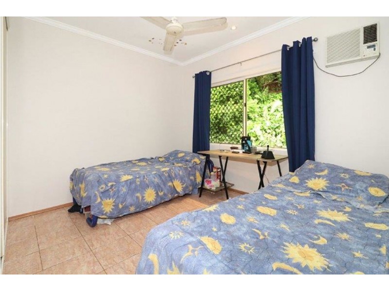 5-7 Frond Close, Redlynch QLD 4870
