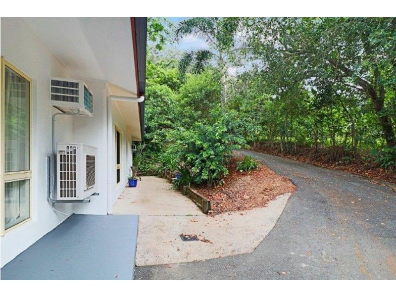 5-7 Frond Close, Redlynch QLD 4870