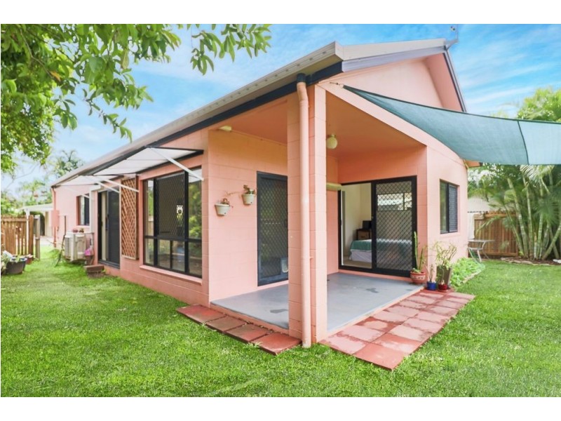 90 2 – 6 Lake Placid Road, Caravonica QLD 4878
