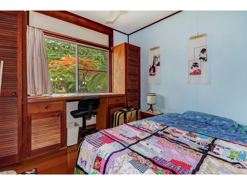 107 Nolan Street, Whitfield QLD 4870