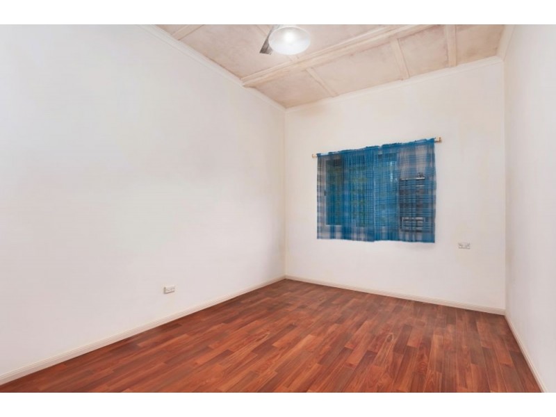 12 Miles Street, Manoora QLD 4870