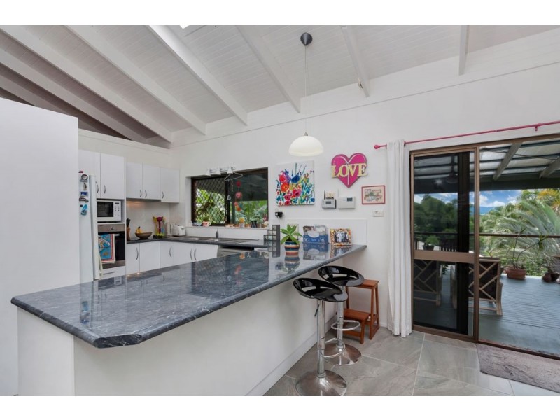 66 Kingsford Street, Mooroobool QLD 4870