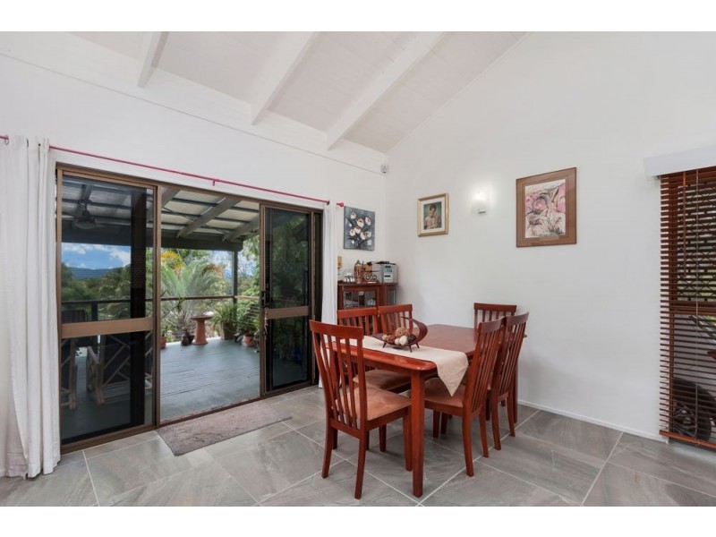 66 Kingsford Street, Mooroobool QLD 4870