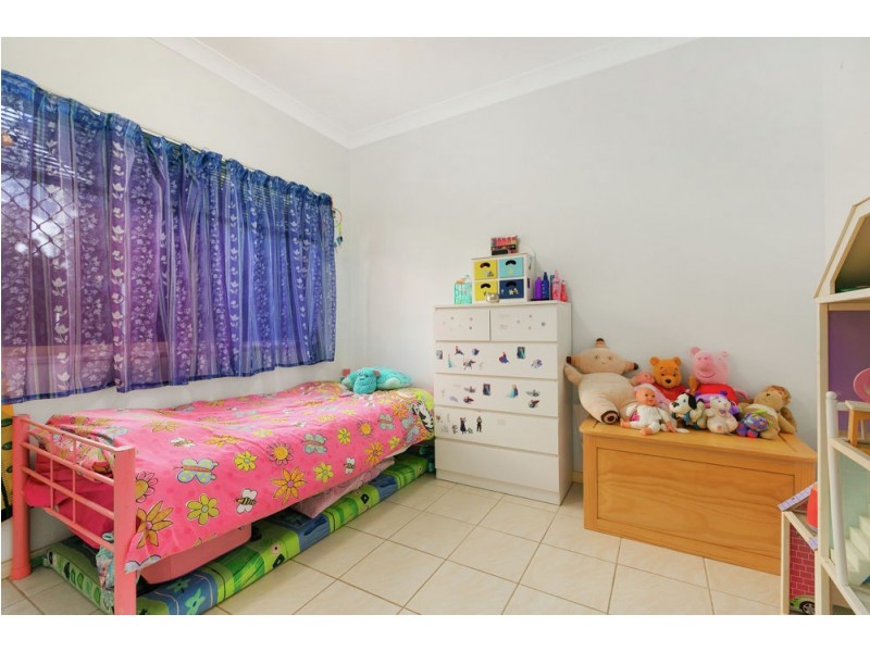 2 Bowen Street, Mount Sheridan QLD 4868