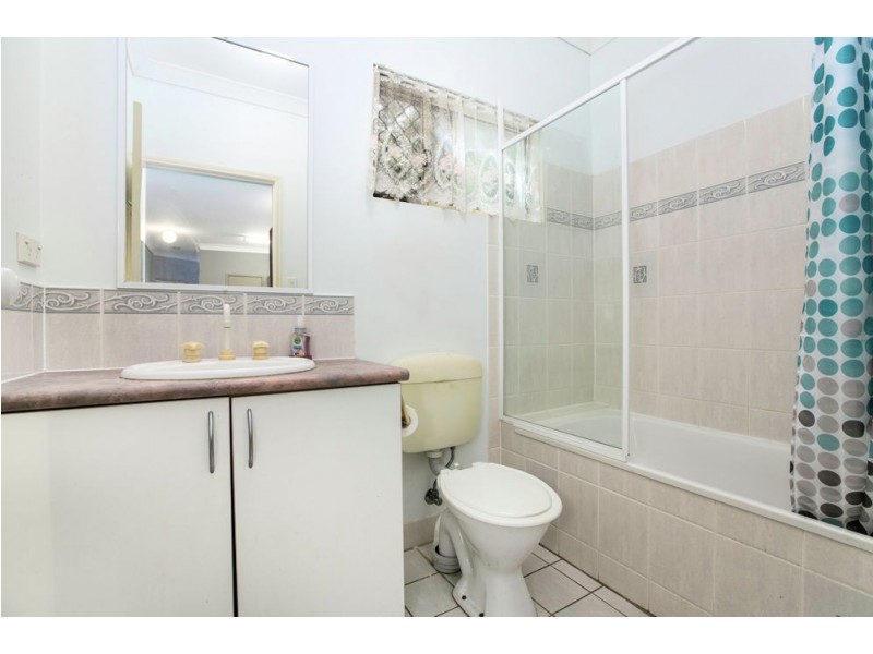 2 Bowen Street, Mount Sheridan QLD 4868