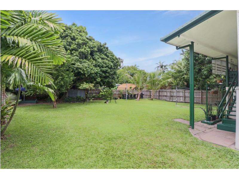 171 McManus Street, Whitfield QLD 4870