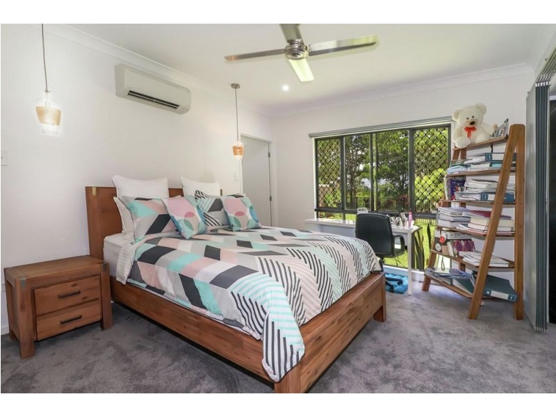 28 Whipbird Drive, Smithfield QLD 4878