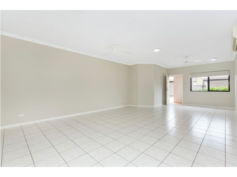 1/183 Martyn Street, Manunda QLD 4870