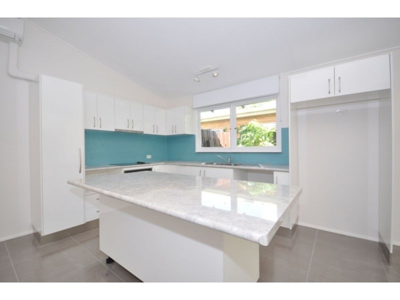 18 Torrance Avenue, Edge Hill QLD 4870