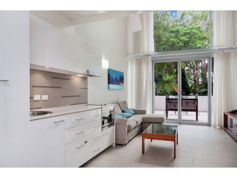 3202 2-22 Veivers Road, Palm Cove QLD 4879