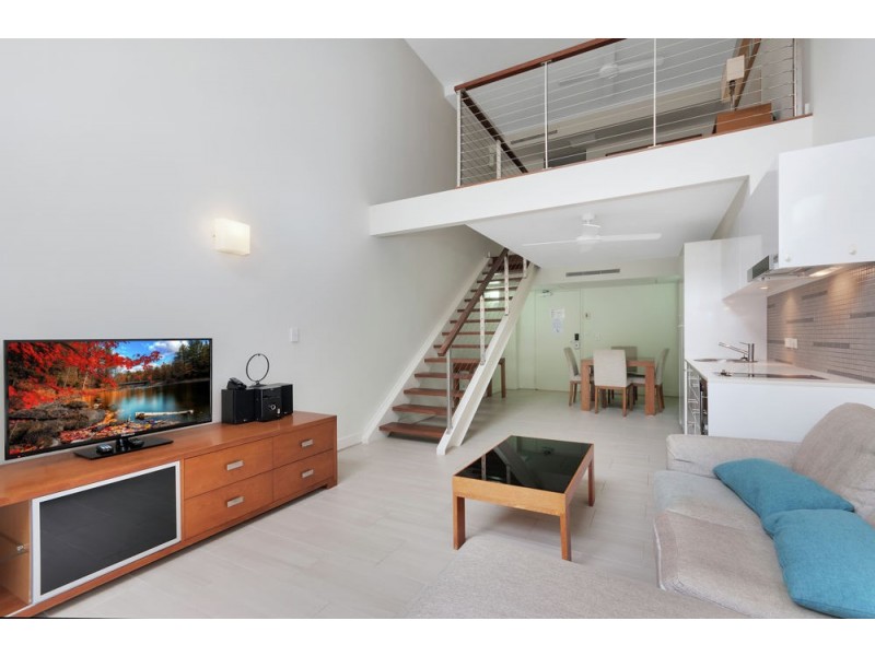 3202 2-22 Veivers Road, Palm Cove QLD 4879