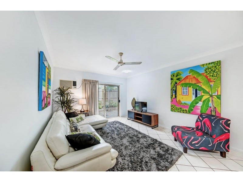 5/10 Short Street, Redlynch QLD 4870