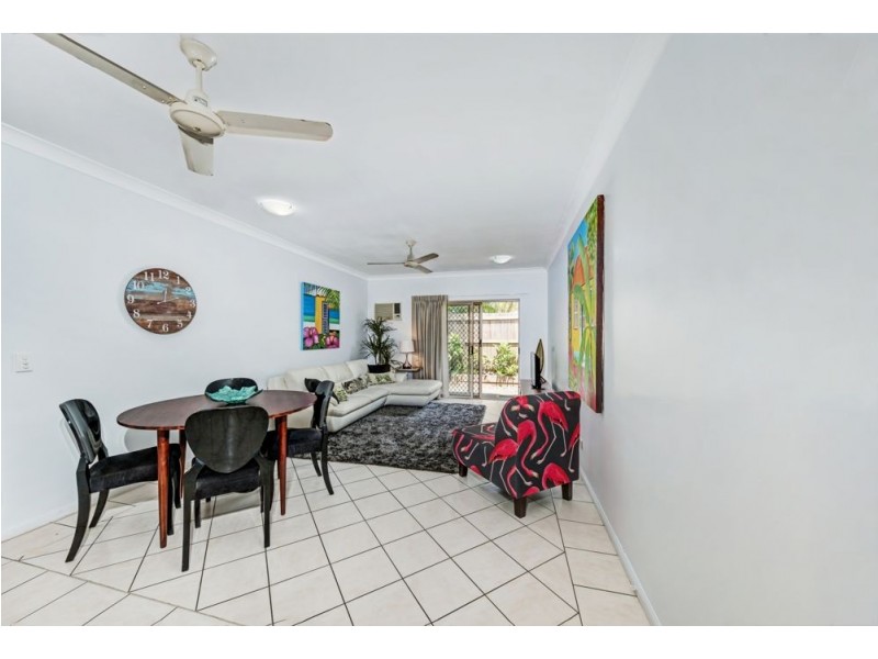 5/10 Short Street, Redlynch QLD 4870