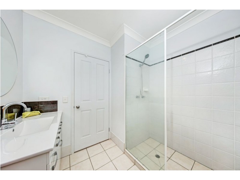 5/10 Short Street, Redlynch QLD 4870