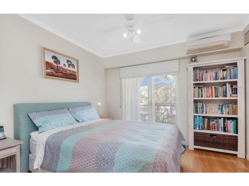 261 12 Gregory Street, Westcourt QLD 4870