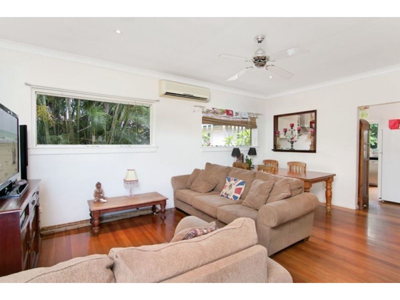 270 Aumuller Street, Westcourt QLD 4870