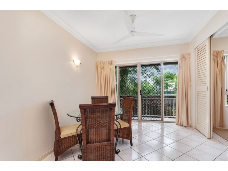 1204 2 Greenslopes Street, Cairns North QLD 4870