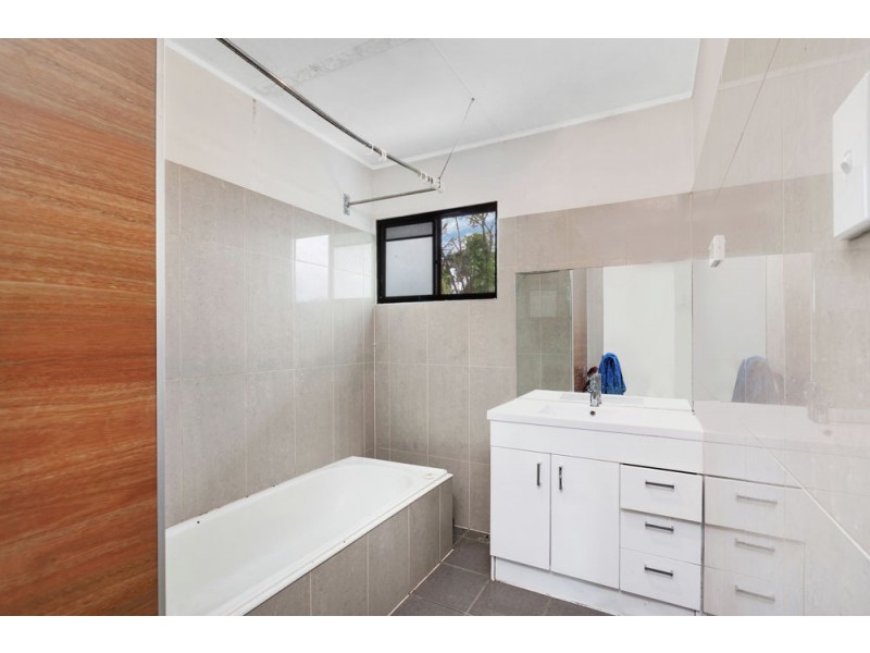 61 Fallon Street, Manunda QLD 4870