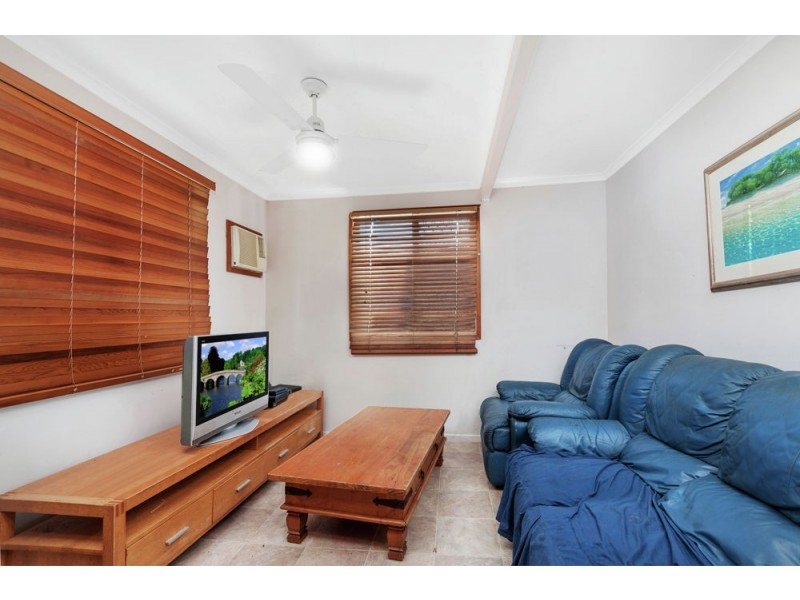 61 Fallon Street, Manunda QLD 4870