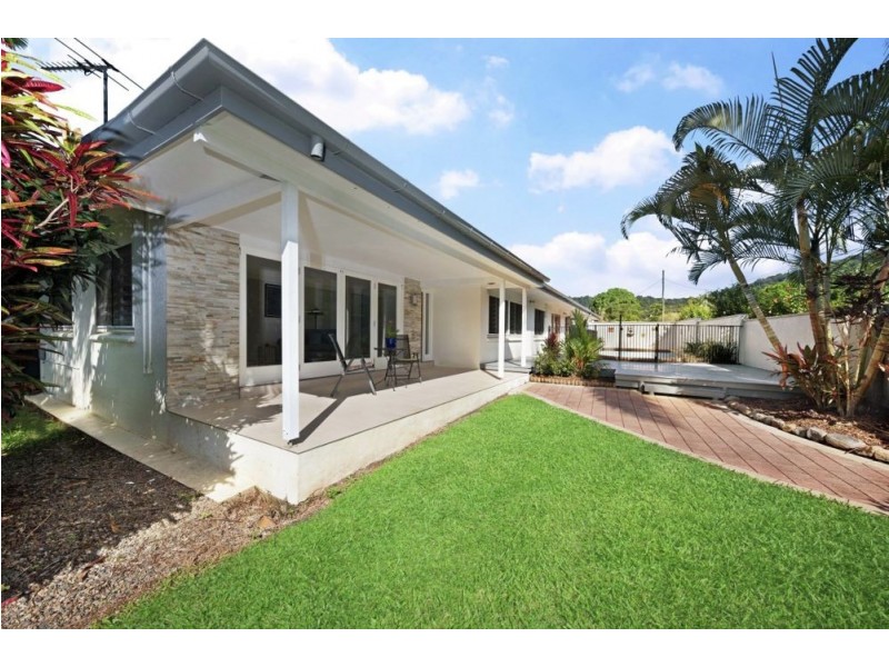 46 Heavey Crescent, Whitfield QLD 4870