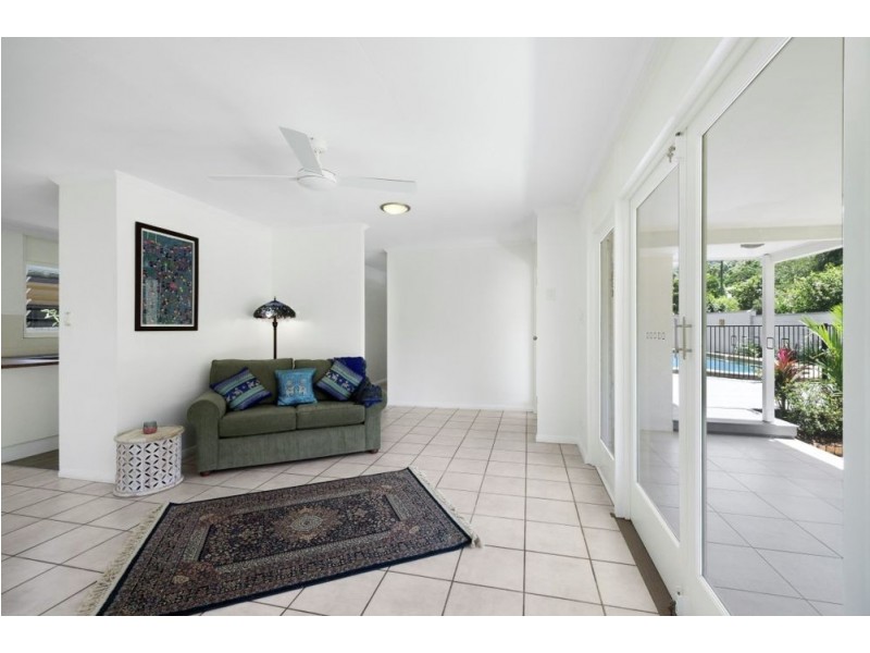 46 Heavey Crescent, Whitfield QLD 4870