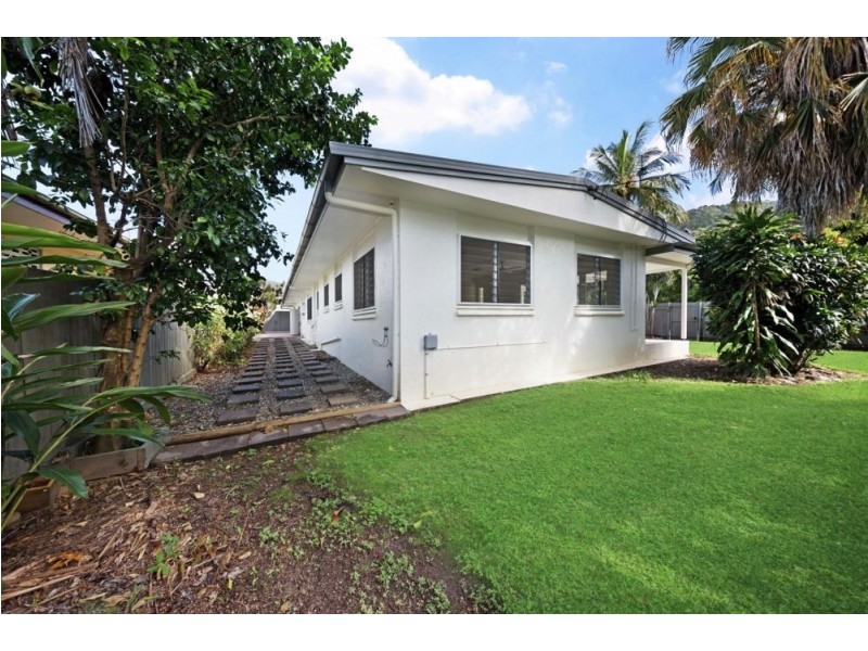 46 Heavey Crescent, Whitfield QLD 4870