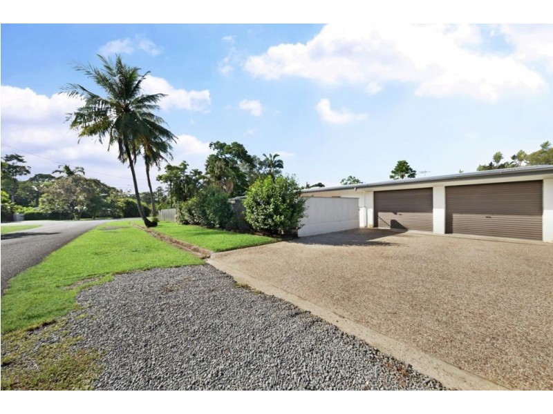 46 Heavey Crescent, Whitfield QLD 4870
