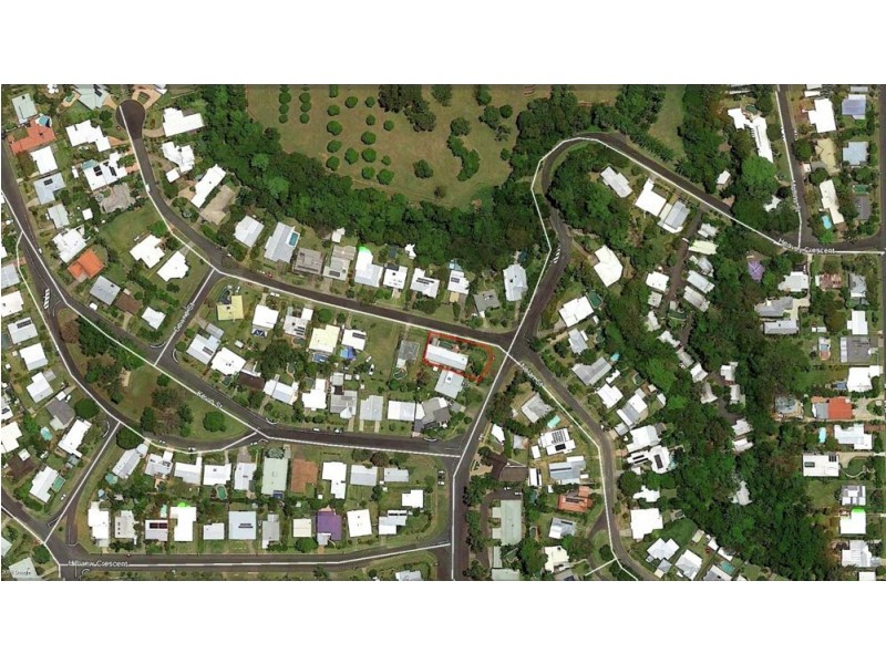 46 Heavey Crescent, Whitfield QLD 4870