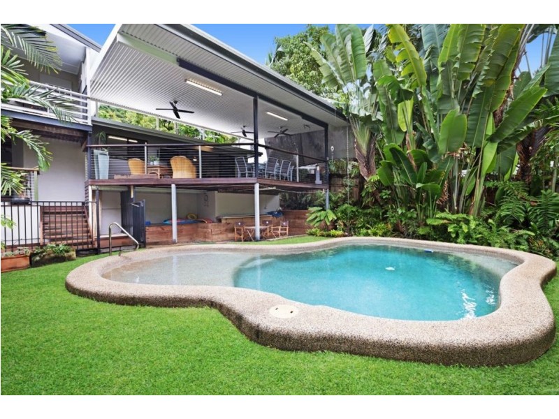 129 Hillview Crescent, Whitfield QLD 4870