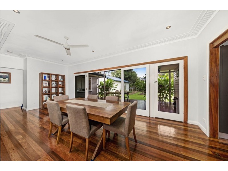14 Draper Place, Whitfield QLD 4870