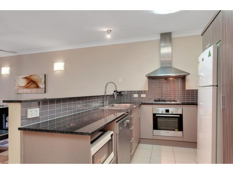 740 12 Gregory Street, Westcourt QLD 4870