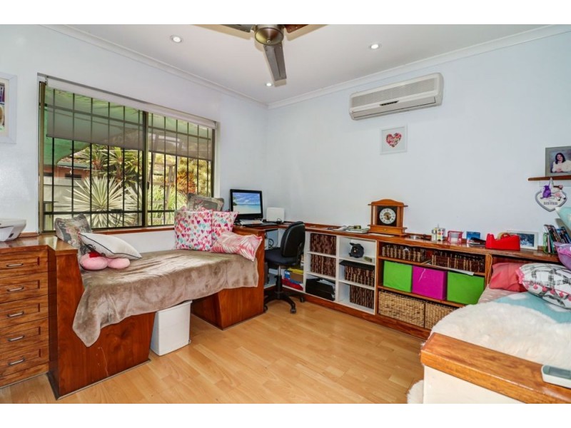 22 Barrine Court, Caravonica QLD 4878