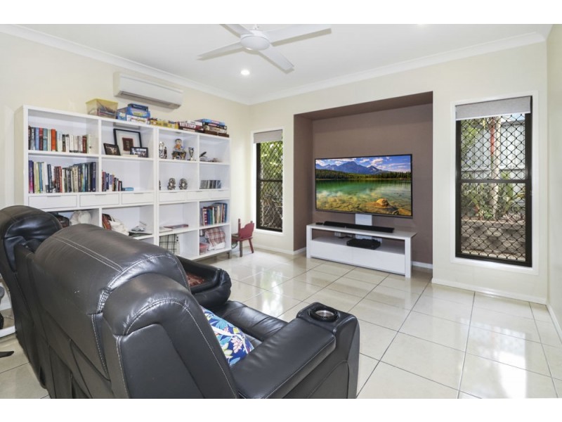 30 Norfolk Circuit, Redlynch QLD 4870