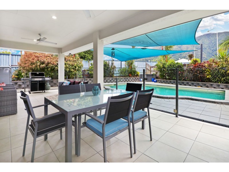 30 Norfolk Circuit, Redlynch QLD 4870