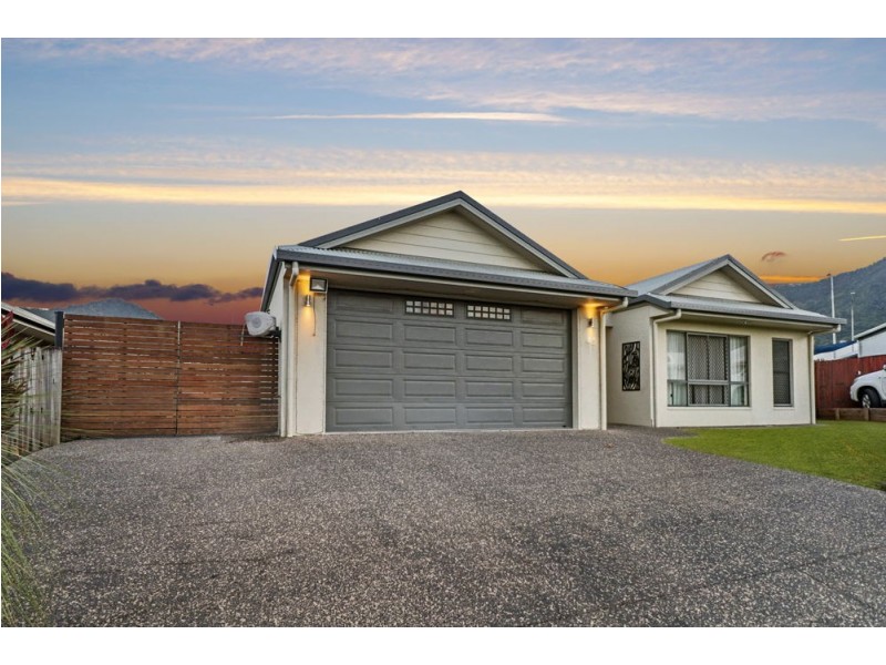30 Norfolk Circuit, Redlynch QLD 4870