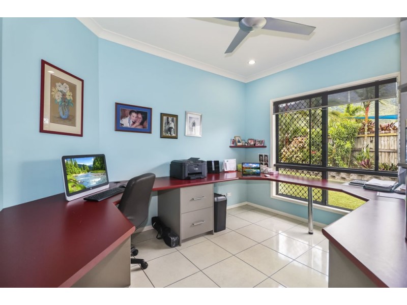 30 Norfolk Circuit, Redlynch QLD 4870