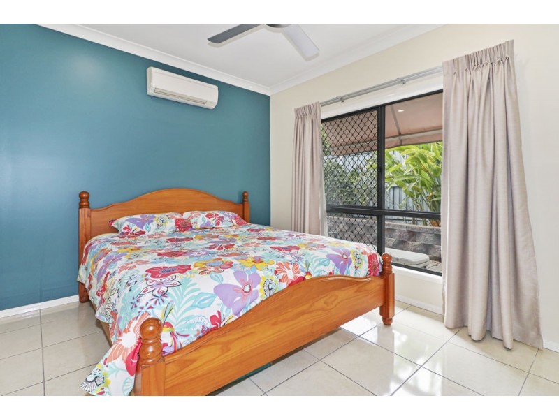30 Norfolk Circuit, Redlynch QLD 4870