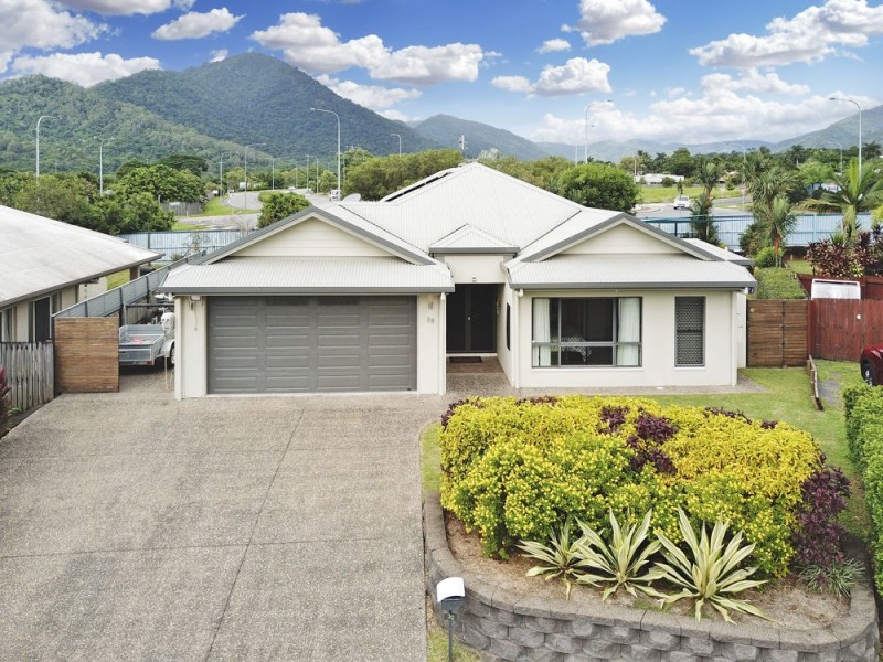 30 Norfolk Circuit, Redlynch QLD 4870